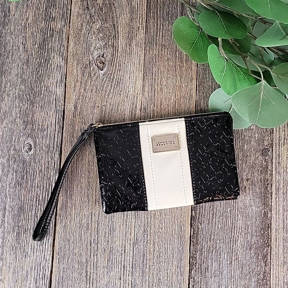 Kenneth Cole Reaction wristlet - Picture 3 of 8